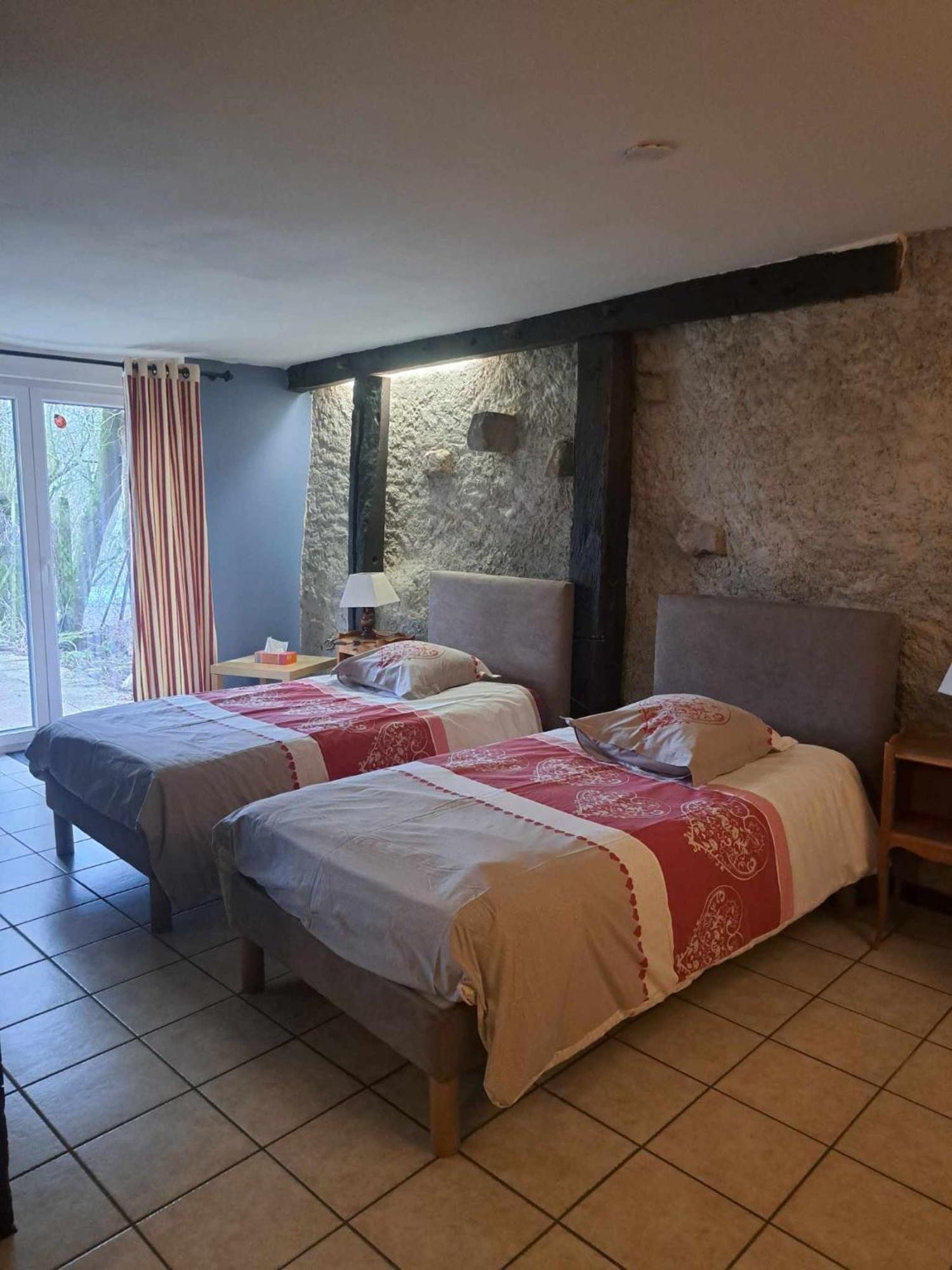 Chambres D'Hotes Les Hirondelles Gaubiving Экстерьер фото